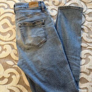 American Eagle Jeans Women's Size 00 Reg Blue Mom Jean Stretch Medium Wash Denim